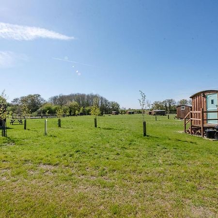 Honeysuckle Farm Holidays By Stay In Suffolk, Monk Soham Woodbridge Exterior photo